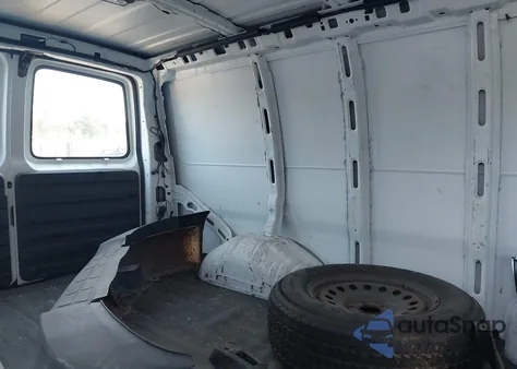 2011 Chevrolet Express G1500 z USA, uszkodzony, nr VIN 1GCSHAF42B1121255